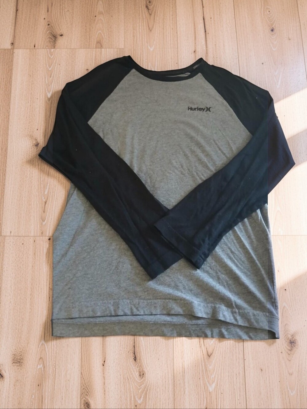 Hurley Crewneck Long Sleeve Black/Gray- M